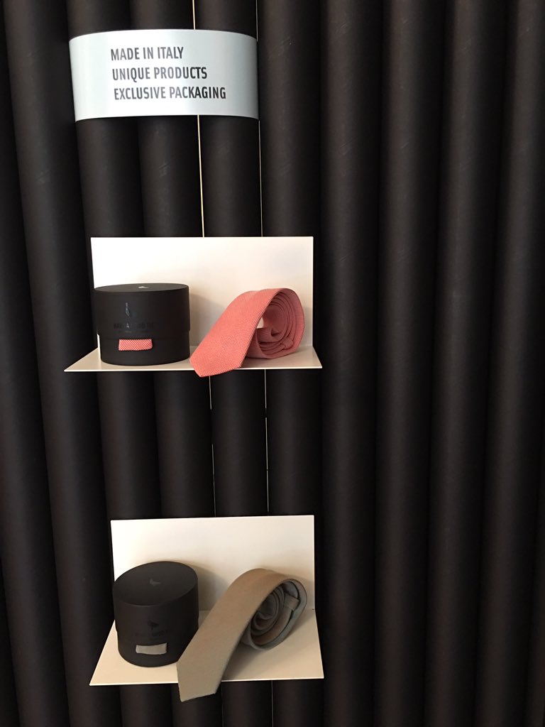 Here we are! Da #haveagoodtie con la mia tie 🙆