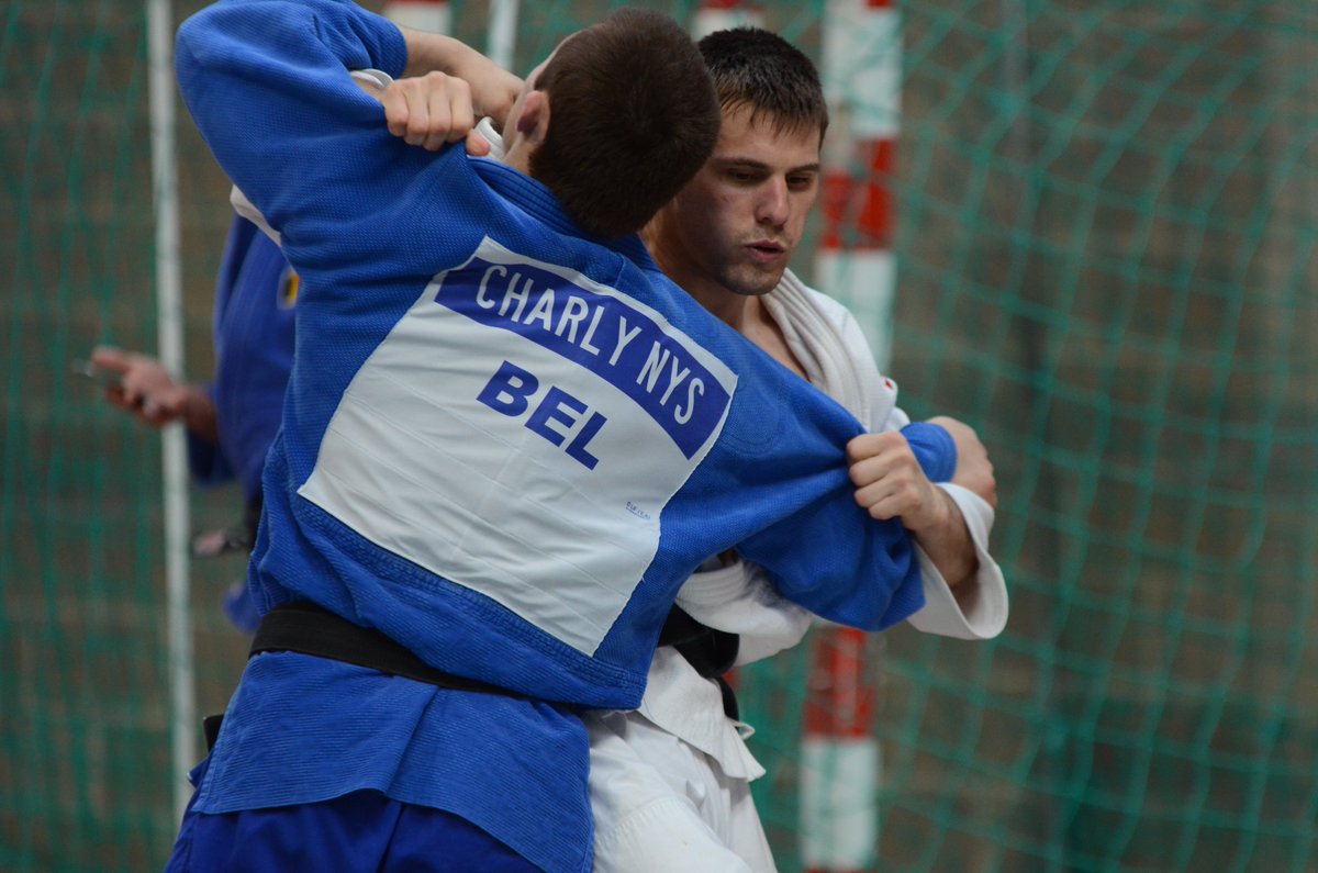 JudoBel's tweet image. Belgian judo players preparing the european championships in Warsaw #Judo @europeanjudo (©@AlanMarchal)