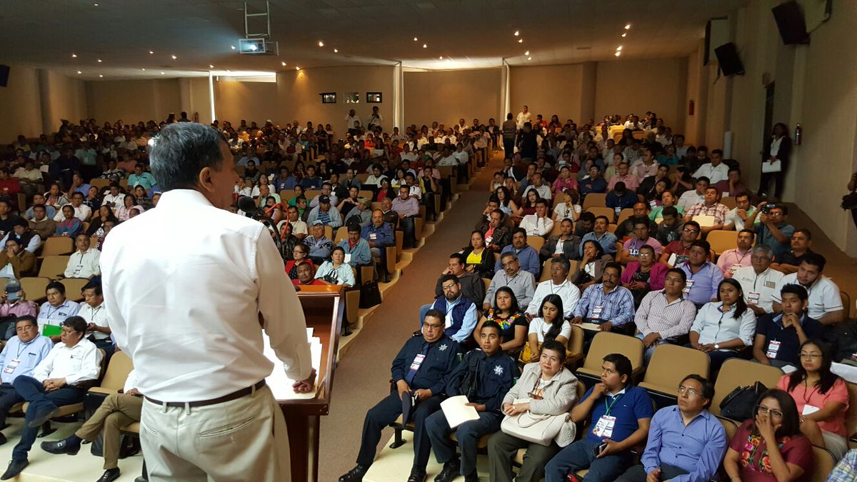 LocutorAlejo's tweet photo. @celesalonso,   @COPLADE_GobOax la #Mixteca sede del 7º Foro Regional del Plan Estatal de Desarrollo. https://t.co/oyNaIKMZyO