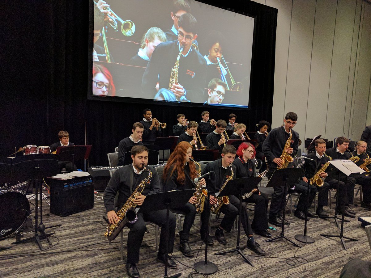 ConceptSchools's tweet photo. A great performance at a great #STEM event #STEMCON  Thank you @Orangehighasb https://t.co/Lon4qkjsbQ