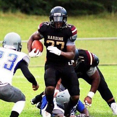 Bluegrass504's tweet photo. #Hokies RB target Quavaris Crouch @CrouchQuavaris is the #⃣2⃣ 2019 player in NC & the #⃣3⃣ RB in the country!
#VirginiaTech 🦃🏈 #NC2VT https://t.co/PLige3prjo