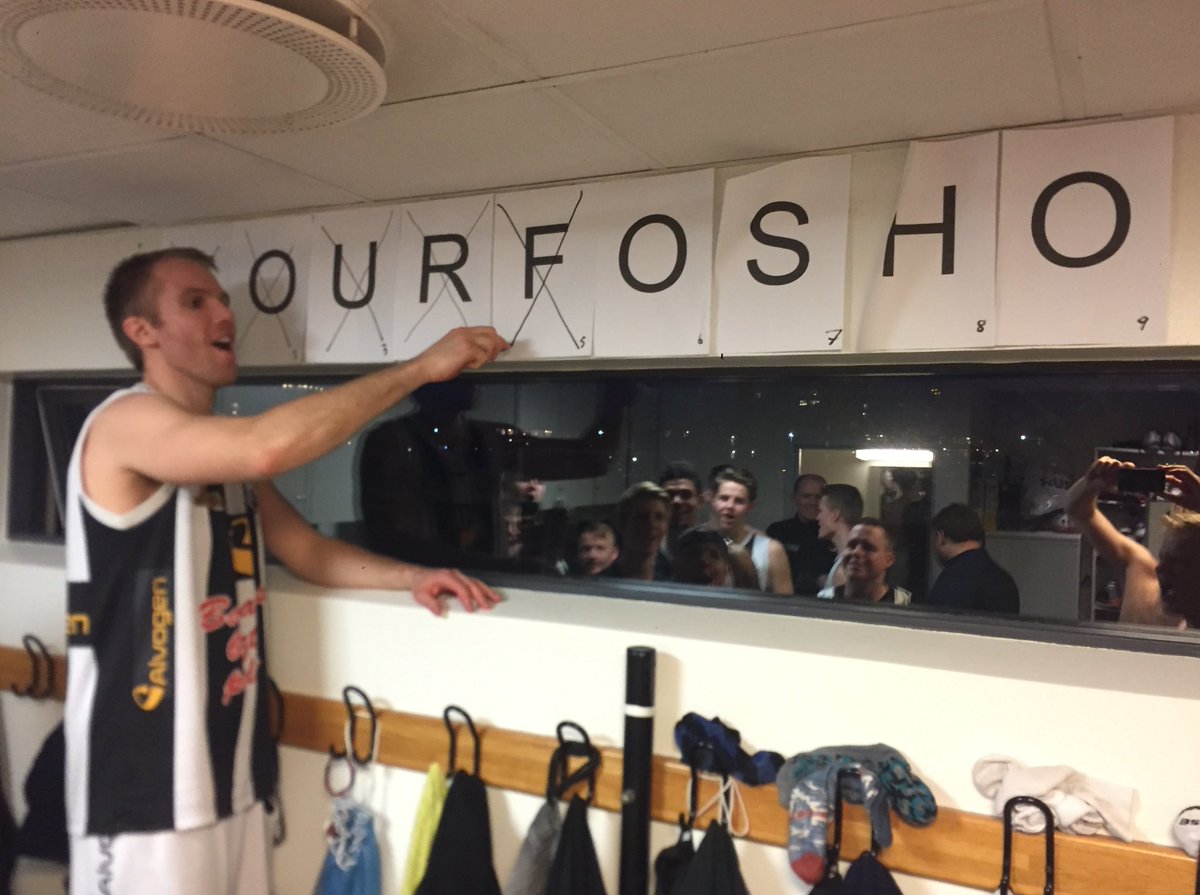 Bókasafnið var rocking í kvöld! 
#korfubolti #dominos365 #iceland