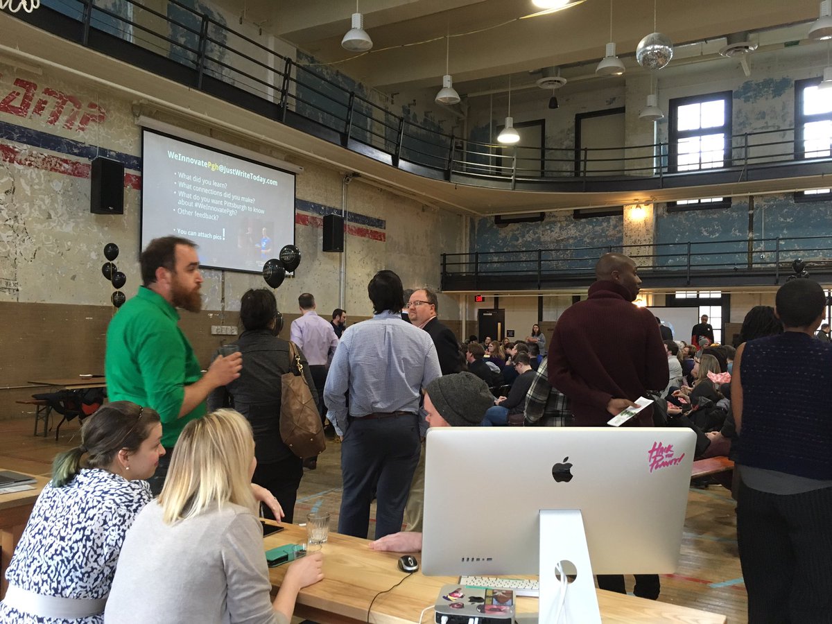 cimigreen's tweet image. Getting excited for announcement of winners @ #codefest17. Hope @academypgh is recognized but lots of great apps. @SteelCityCode