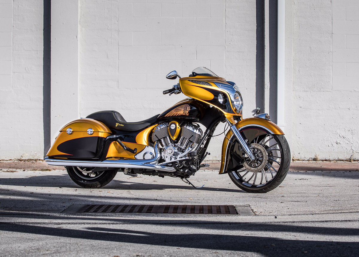 indianmotocycle's tweet photo. Gold standards.
Our #ProjectChieftain champ built by @HollisterPower. https://t.co/xMqDIpmdBc