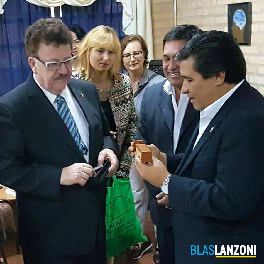 blaslanzonipy tweet media