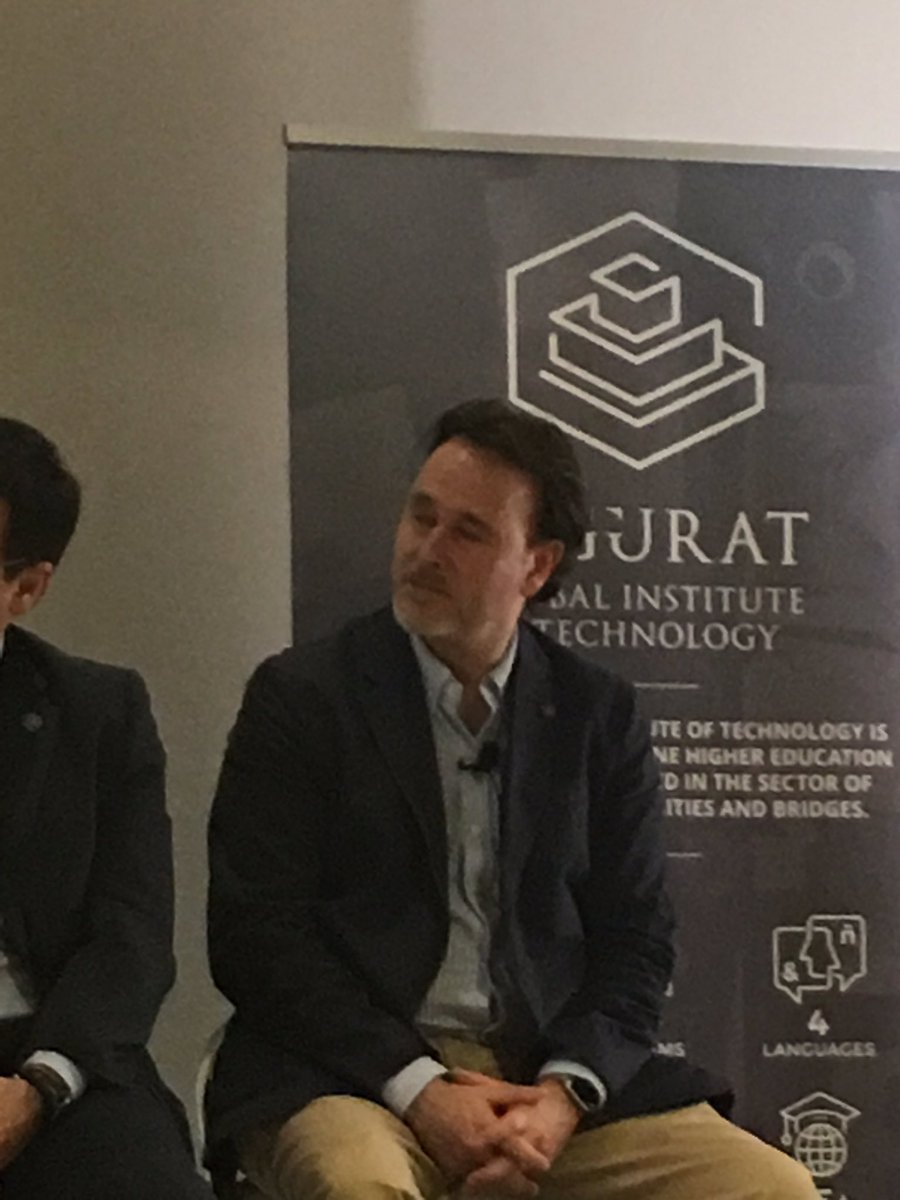 bimfreelance's tweet photo. BIM Education with a good pathway is essential to get a good culture, knowledge and skills in BIM. Gustavo Ferreiro #BIMWorldImplementation https://t.co/KnwfdARCDl
