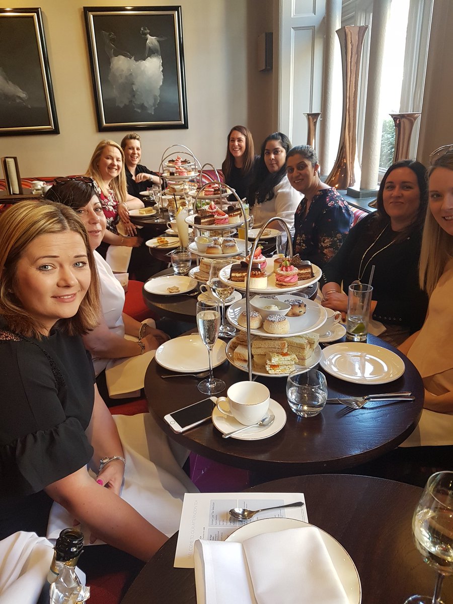 Lovely to see these lovely ladies for a final farewell for #teamsouthpmg... missed you Emily, Laura &amp; Ness- sorry I chopped you out Alyson!