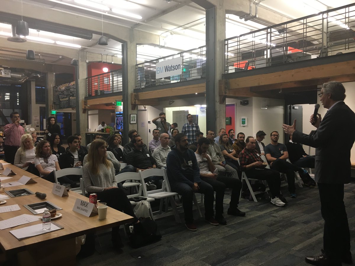 GrowthCircuit's tweet photo. After successful #yfyi program at #Tjump 3 #startups companies @DeplikeApp, @indiseratech &amp; @pablolightpaint pitching at @galvanize https://t.co/IwqLtGirNM