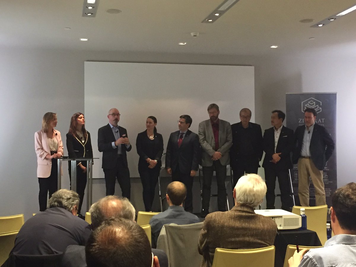 Zigurat_Inst's tweet photo. An amazing evening with the BIM referents from all over the world! #BIMWorldImplementation https://t.co/klt3FCjMld