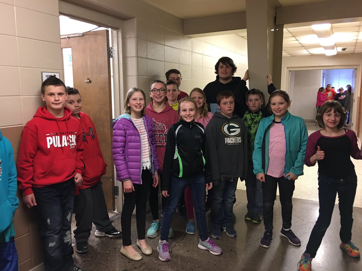 njgerth's tweet photo. 5th graders touring PCMS with our fantastic 8th grade tour guides!! #RaiderStrong https://t.co/ZLvp9huLMq
