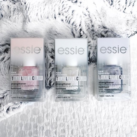 shelfcosmetics's tweet photo. Do you have dry or brittle #nails? Check out these new strengthener by @essie and tell us what you think on your #SHELFapp #nailapp #essie https://t.co/b4QEbzd36A