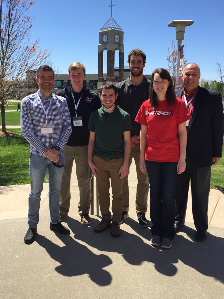 drmuinho's tweet photo. The #SFU group (PA Mu) at #KME2017. Enjoying sunny 65F while they have 3" of snow at the mothership #sorrynotsorry https://t.co/Nraocdj0Uc