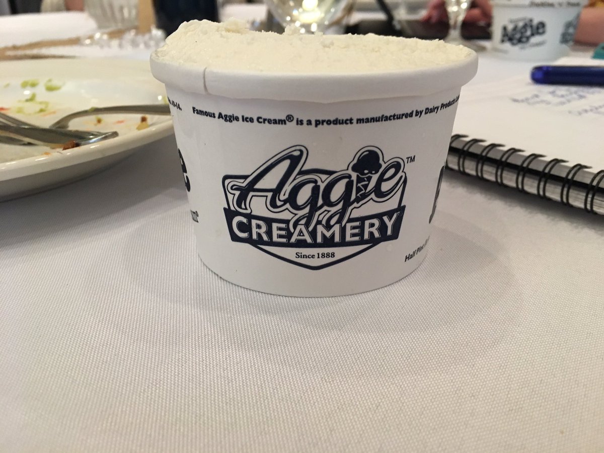 lmzbooklvr's tweet photo. This is one reason why #uwhen2017 in Price is awesome! https://t.co/sx2GyI0yFY