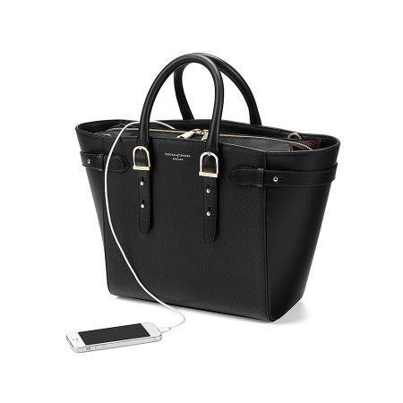 Spotted: #PippaMiddleton wearing @Dune_London Gaby penny loafers bit.ly/2paKCSv &amp; @AspinalofLondon tote bag bit.ly/2kGWKvr