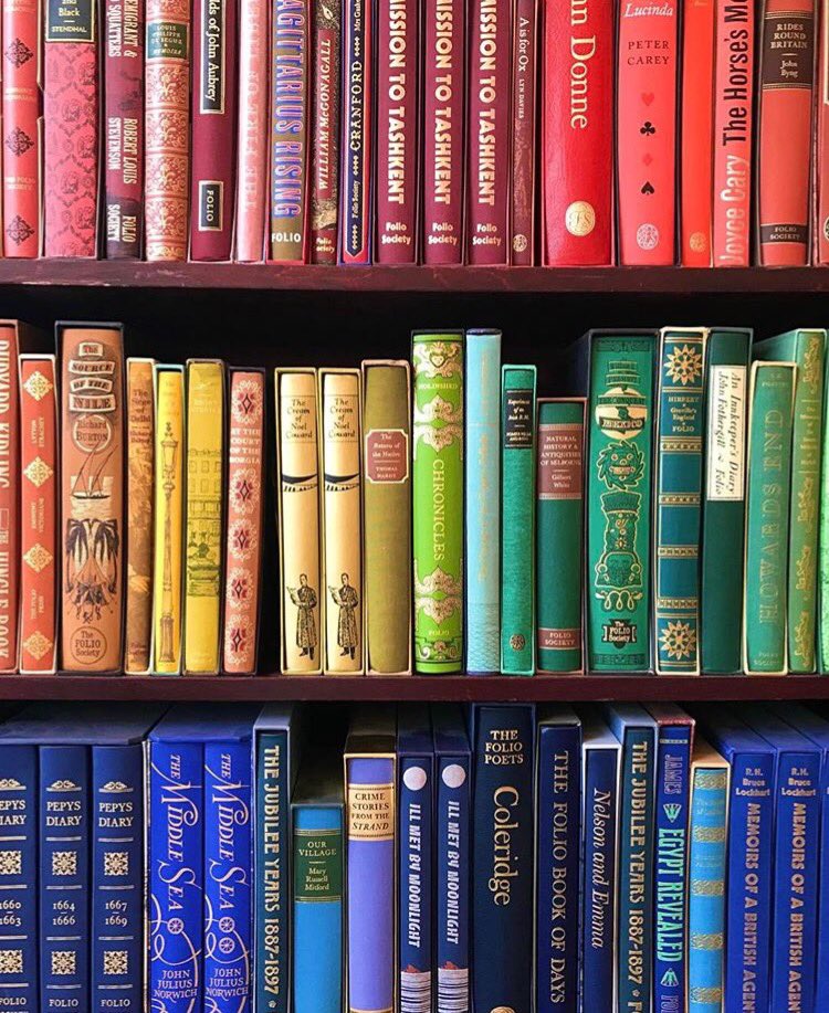 Francesca Curran On Twitter This Color Coordinated Bookshelf Is