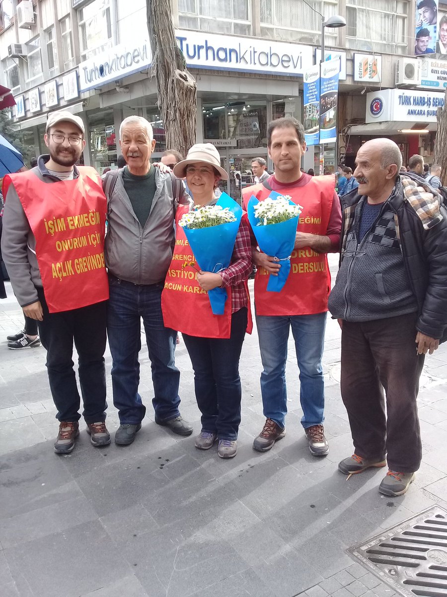 SemihOzakca's tweet photo. #NuriyeSemihAçlıkla30gün 'ateşi çalmaya gittim tanrıların yıldırımlarını çelimsiz ellerimle yararak'ateşi çaldık Yüksel'e getirdik! https://t.co/W1CFXEaIsA