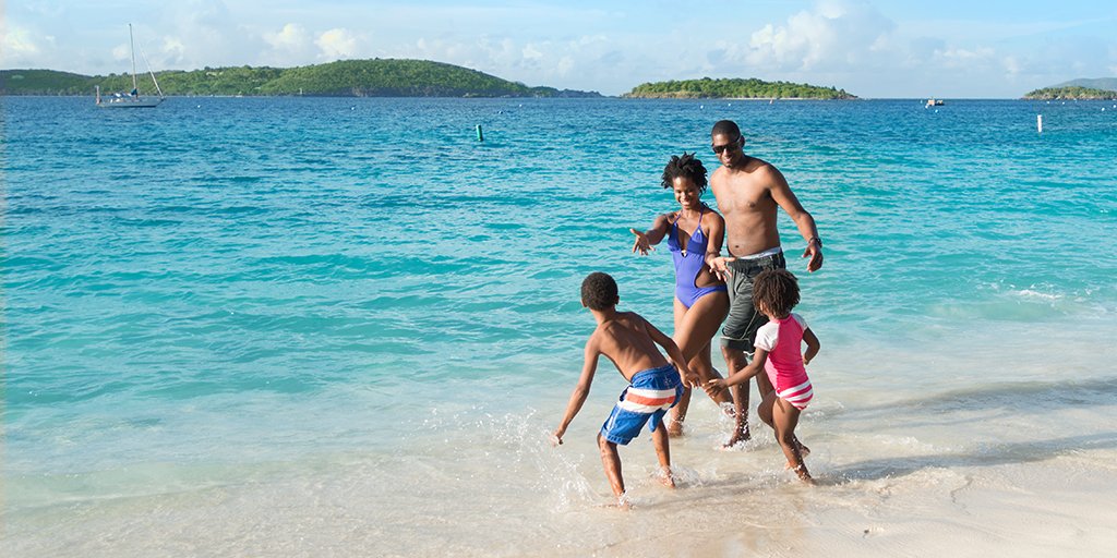 USVItourism's tweet photo. The long weekend is almost here—treat the family to a getaway to the #USVI! Click here to start booking: https://t.co/dGAHcSAfxq https://t.co/KjwLthQDPu