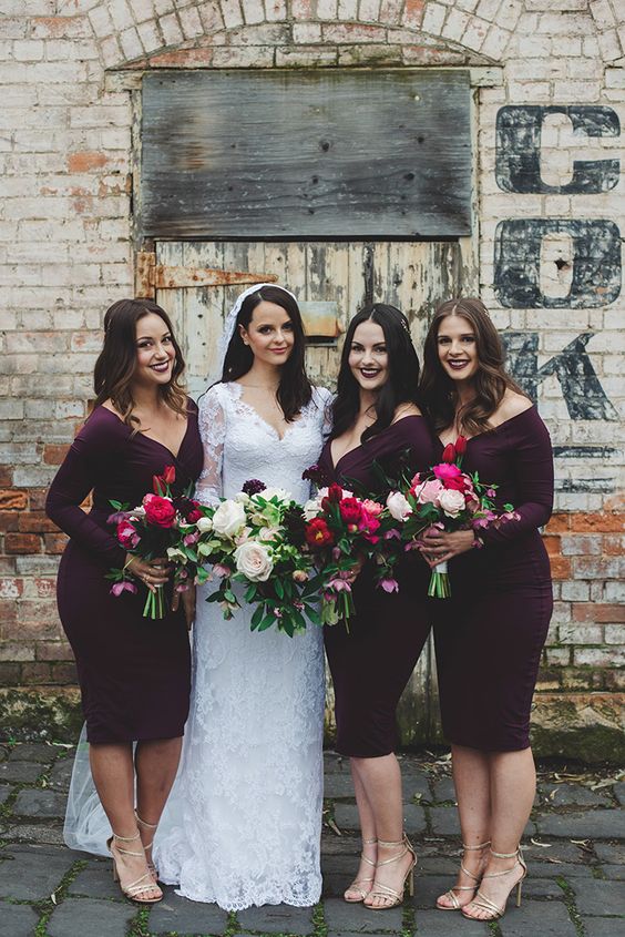 FianceeBodas's tweet photo. ¿Existen los vestidos para damas de manga larga? ¡Claro que sí! Son súper opción para invierno y se ven lindísimos. https://t.co/docKxKaVxL