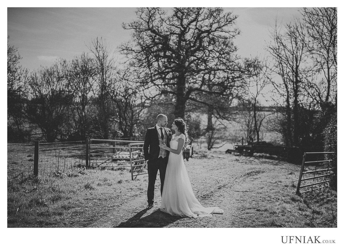 ufniak_photo's tweet photo. One more from the farm 💑 #wedding #farmwedding #weddingdress #bridetobe #yorkshire #doncasterisgreat https://t.co/a2YPMtaWDM