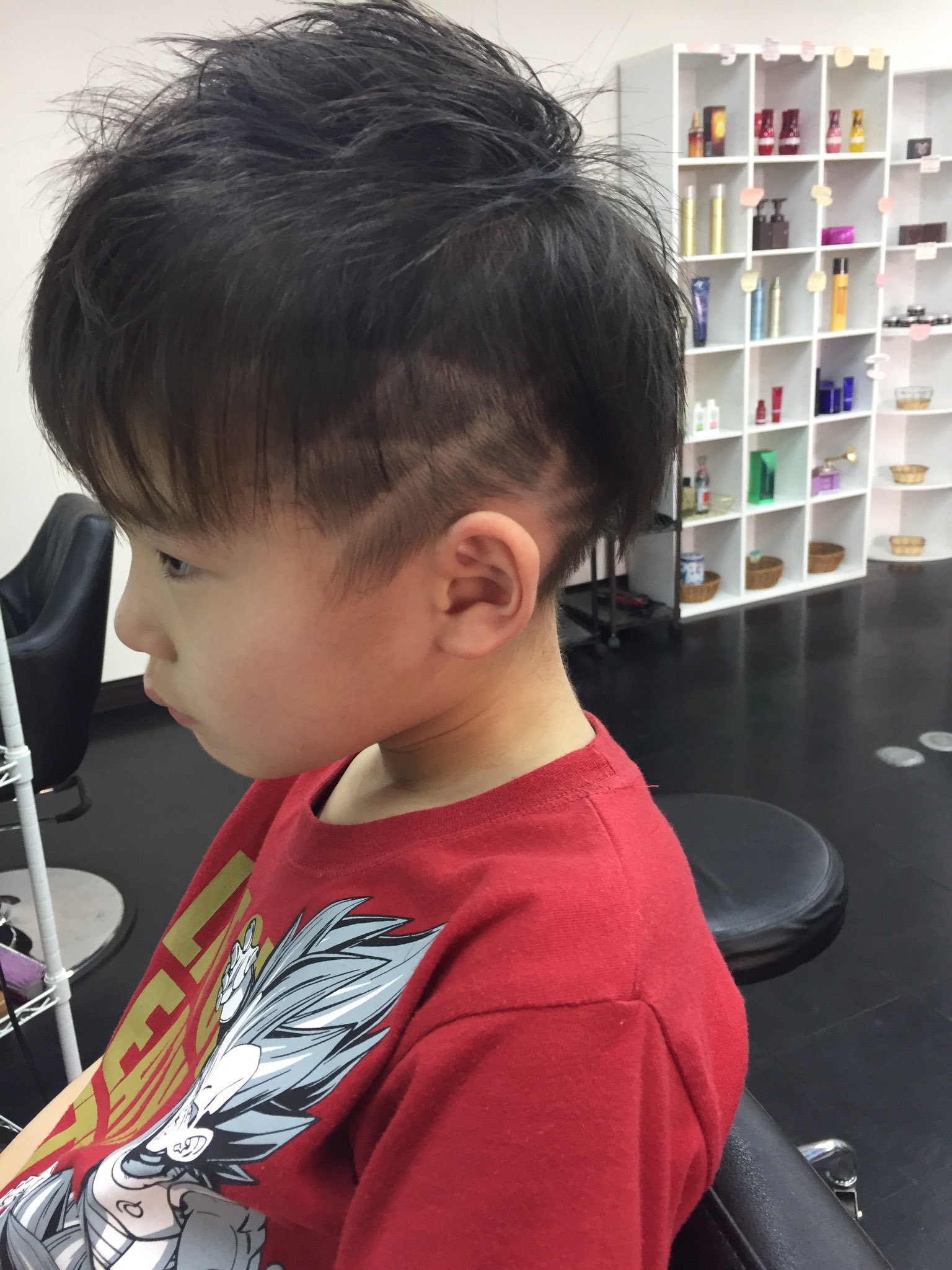 Twitter 上的 ヘアーラウンジカルネ 熊谷真人 2ブロック ラインのワイルドショートスタイル T Co Q3hlbky4hq 滝川 滝川市 美容室 カット キッズカット 子供カット キッズ髪型 キッズ 髪型 子供髪型 お子様カット ヘアカタ ヘアカタログ