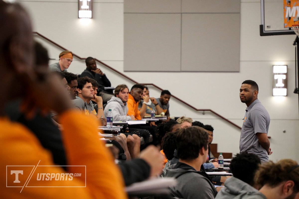 Vol Photos tweet media