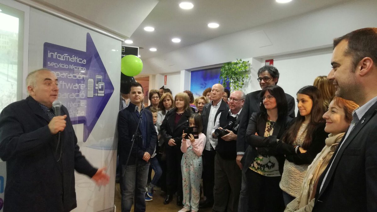 jordi_ballart's tweet photo. Avui s'han inaugurat les Galeries Passeig a #Terrassa, que llueixen totalment reformades i amb nous comerços de proximitat. Enhorabona! https://t.co/K7mKh7jpC5