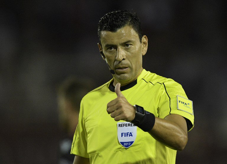 carlao_almeida's tweet image. #betaajudabeta Conmebol divulga escala de arbitragem da Libertadores dlvr.it/NqnHQY