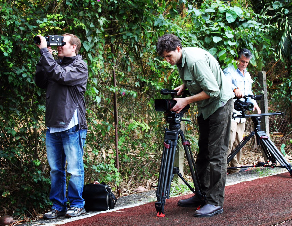 RevInTheRing's tweet image. Shooting Super 8 in Cuba @Tribeca @espn @AsylumEnt @Pro8mm @Kodak_ShootFilm @cicosilvalive #nofearaudio #super8 #filmisnotdead #tribeca2017