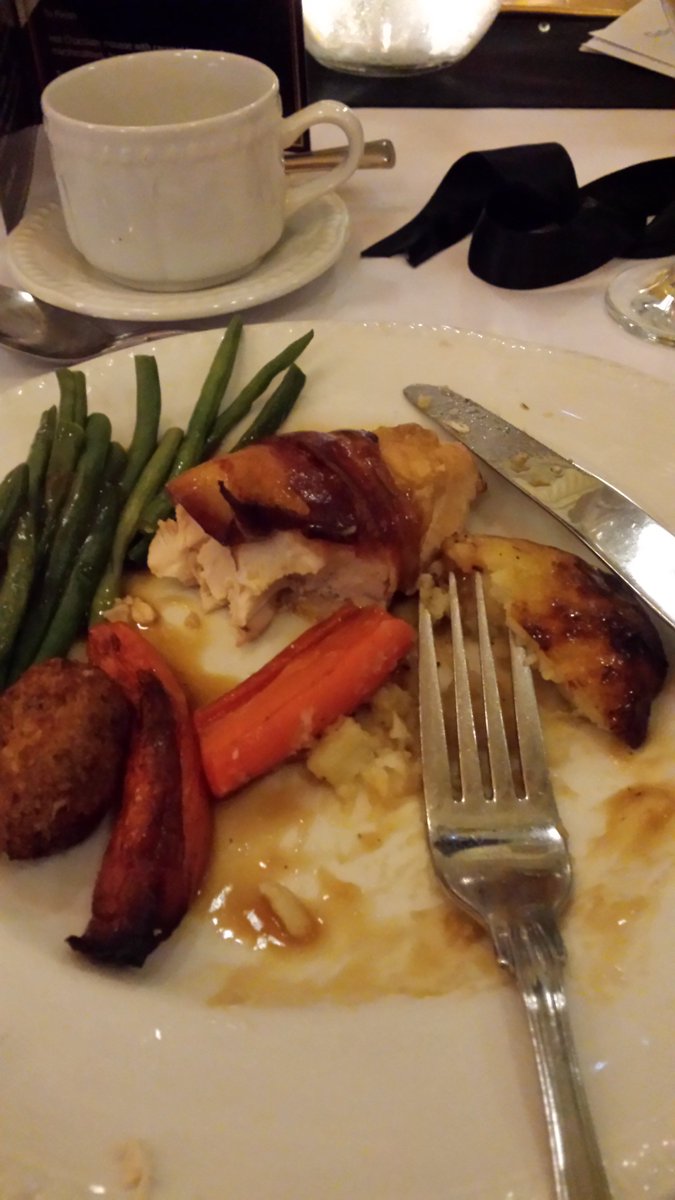 lizperkinsmedia's tweet image. As we wait for the #epcommunity awards we are now on the main course