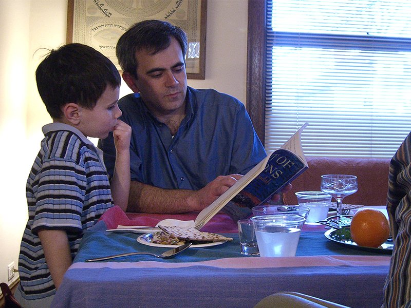 lmarkoe's tweet photo. Is the youngest stressing over The 4 Questions? Is anyone else at the seder table nervous? U can help #Passover https://t.co/eAGYOHacMv @RNS https://t.co/ldQqd2xZmg