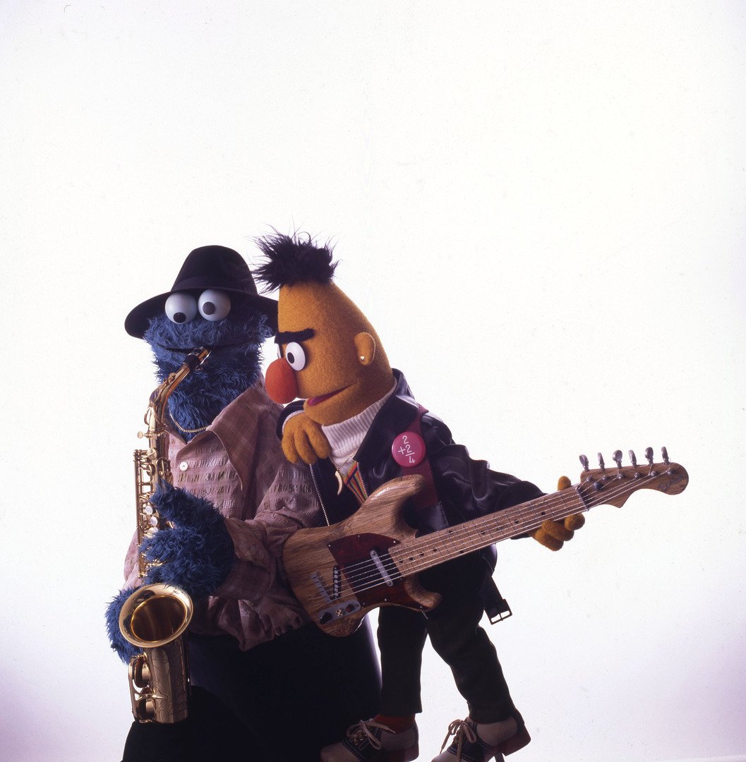 sesamestreet's tweet photo. It’s FRIDAY, let’s rock ’n’ roll! #FridayFunny #ShareTheLaughter https://t.co/fVqhxMhzZb