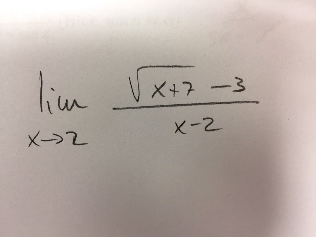 drmuinho's tweet photo. Fun workshop on #calculus #limits via infinitesimals @ #KME2017. Wouldn't have suspected that this limit is 1/6!!! https://t.co/2GZC4Jqjy6