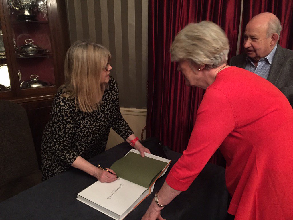 Last evenings book signing by <a href="/GhislaineHoward/">Ghislaine Howard</a> <a href="/thepottersclub/">The Potters Club</a> this couple have had a Ghislaine painting for 15 yrs