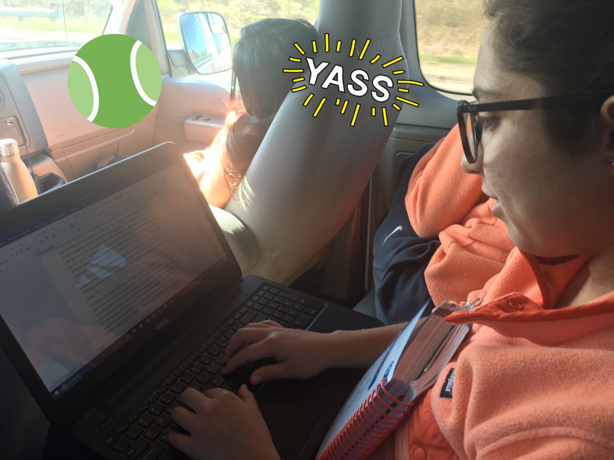kzoowtennis's tweet image. Junior Maria Franco putting the STUDENT in student-athlete on our way to Chicago! #schoolandsports #smartandstrong