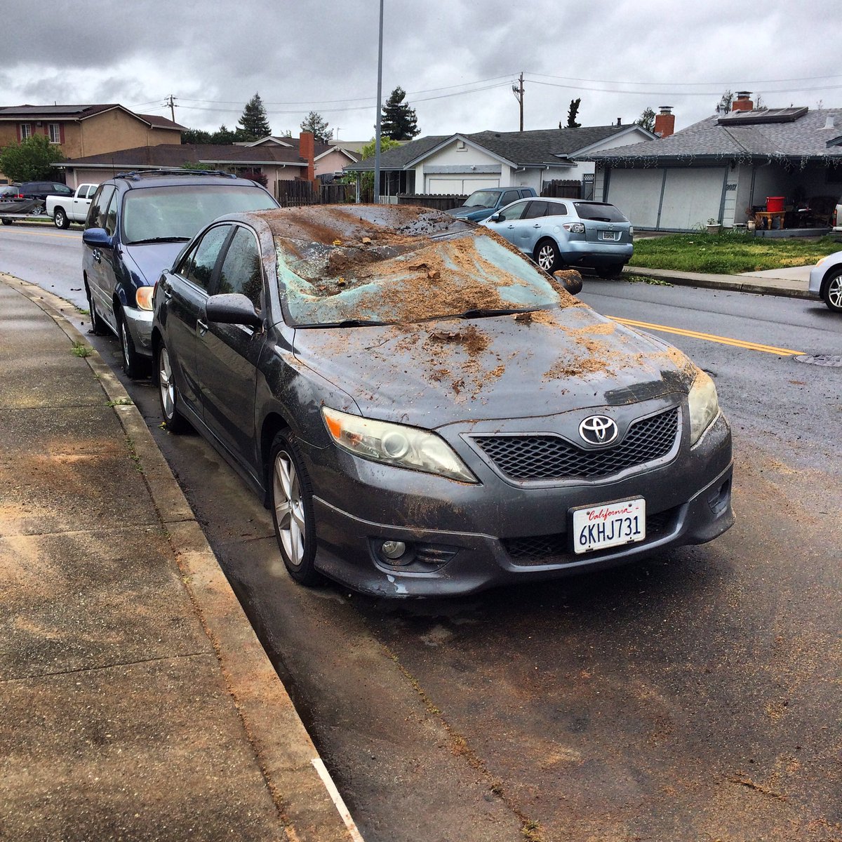 Michaelasvelez's tweet photo. If anyone is interested in a 2010 Toyota Camry let me know #realcheap 😳 https://t.co/A75UtFCuHm