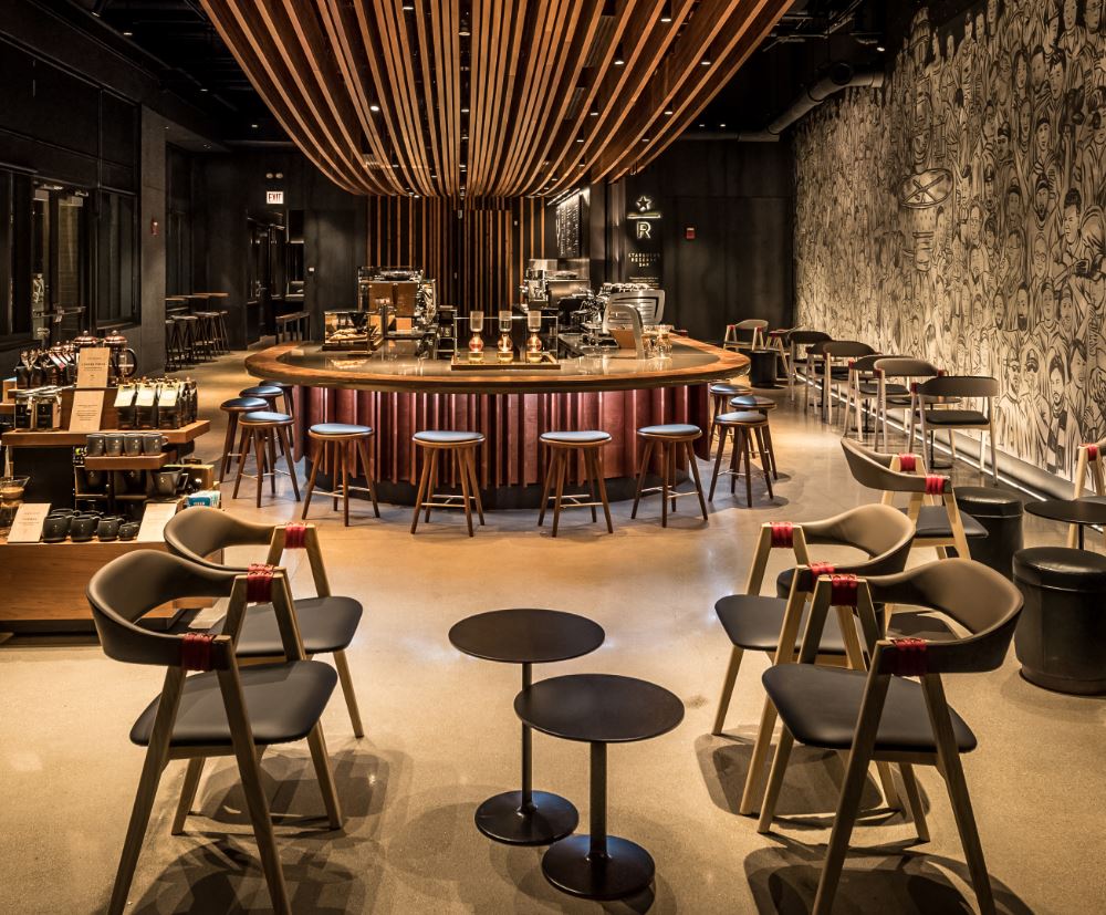 Starbucks Reserve bar opens its doors in #Chicago’s Wrigleyville sbux.co/2nMDwCp