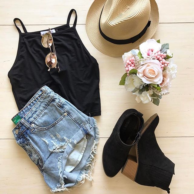 jbyummy's tweet photo. ♠ qual você escolhe? ♠ https://t.co/CN0Eap6GqK