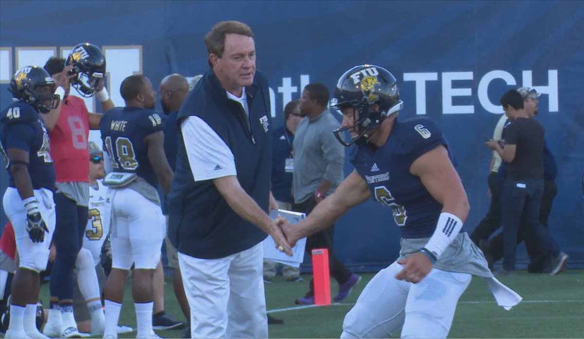 VIDEO: Butch Davis holds first spring game as head coach of @FIUFootball  #FIU bit.ly/2oSlZKT https://t.co/Rh7WDeE1R9