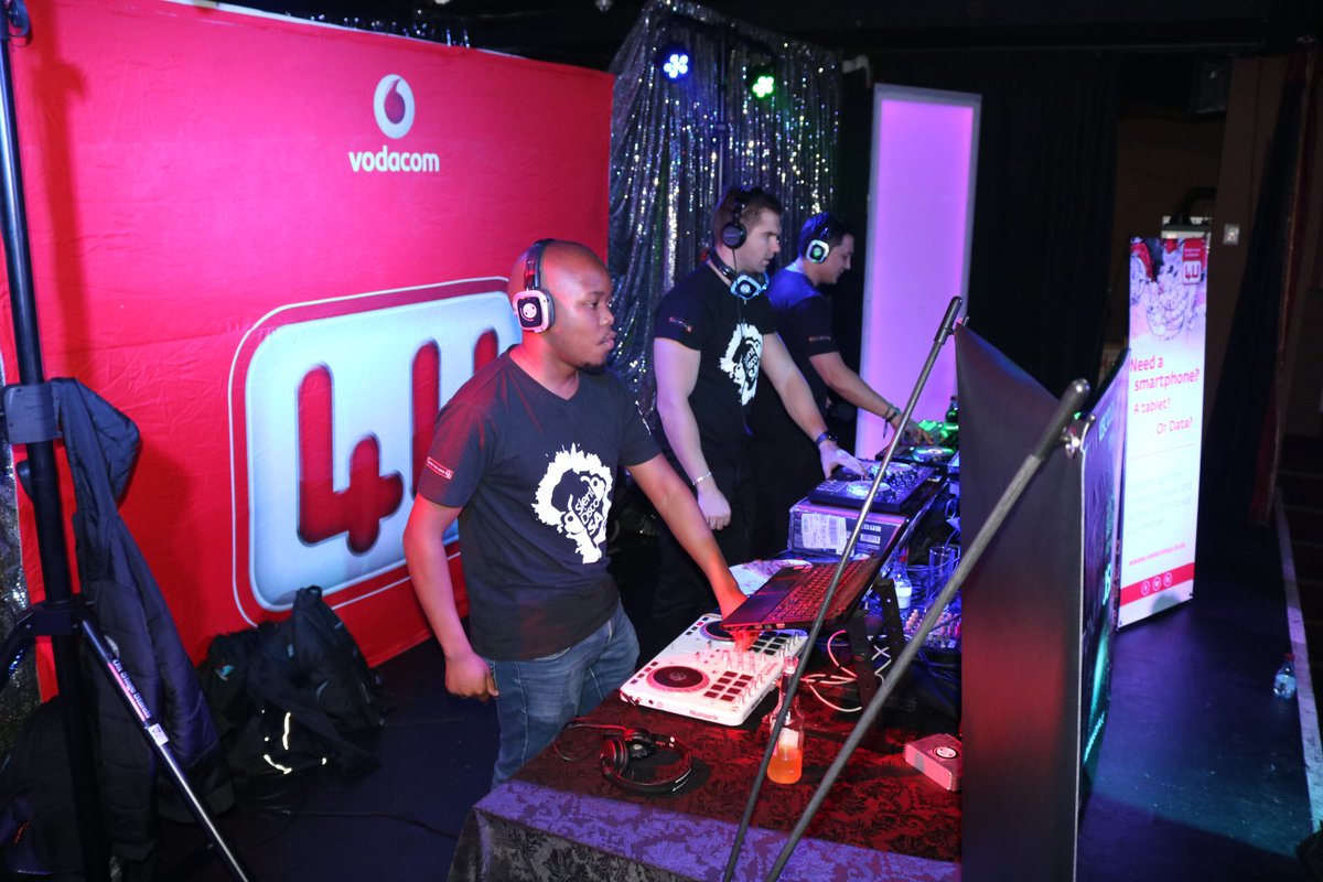 Vodacom4u's tweet photo. Vodacom4U and Silent disco @movida Johannesburg is #crazylit https://t.co/hHdHLgnfUs