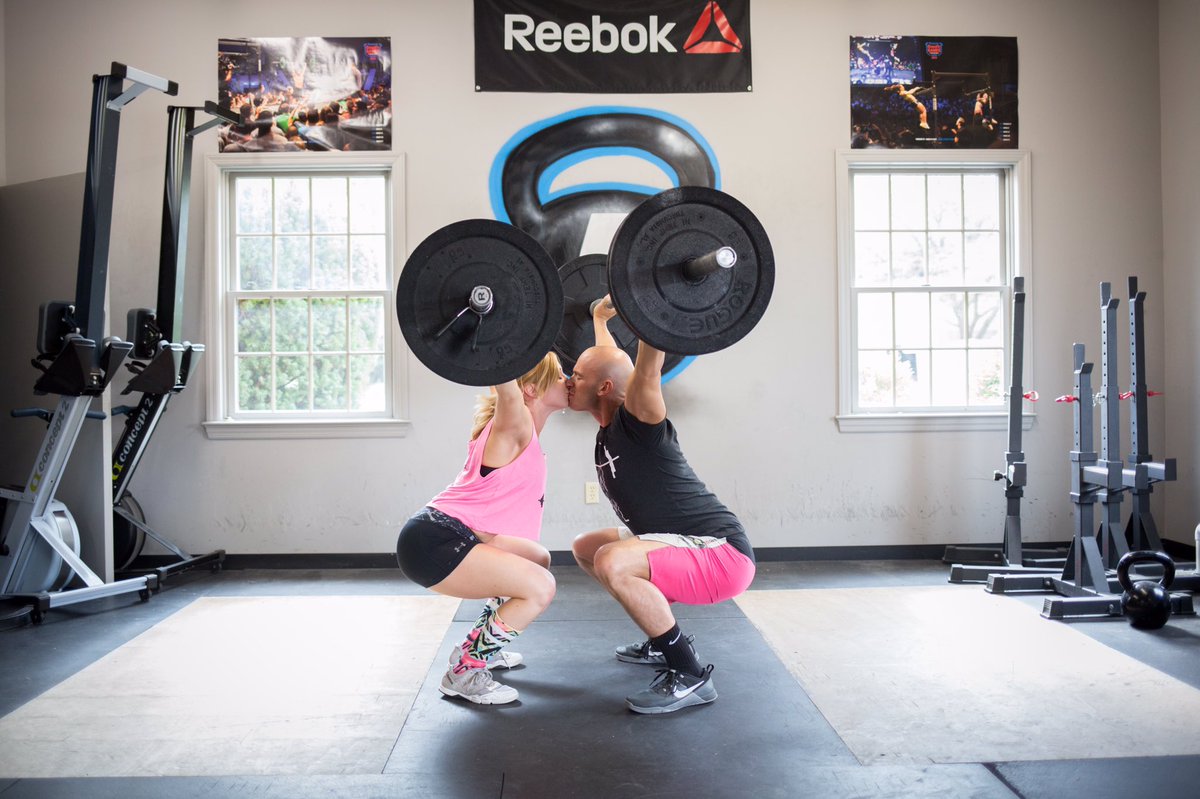 politicalpaige's tweet photo. In 6 months I get to marry my best friend! If it wasn't for @CrossFit I wouldn't have found him! #crossfitcouples #toasttotheyosts https://t.co/kKhouuLsR0