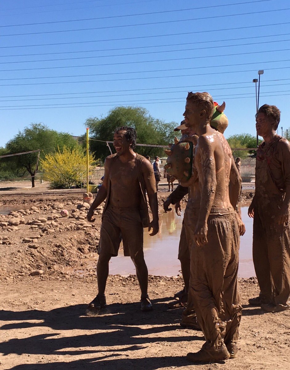 asu_saa's tweet photo. You could be this happy too at Oozeball tomorrow! #ASUOOZEBALL https://t.co/11LAGiW88j
