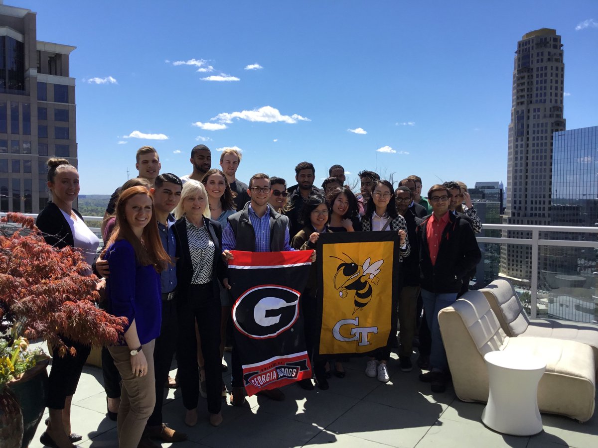 drpsuccess's tweet photo. Celebrating #AptDay with leaders from MAA and @LincolnPropCo Students from @ugaCOE &amp; @georgiatech getting a closeup of #multifamily https://t.co/LJJ0unn8Pl