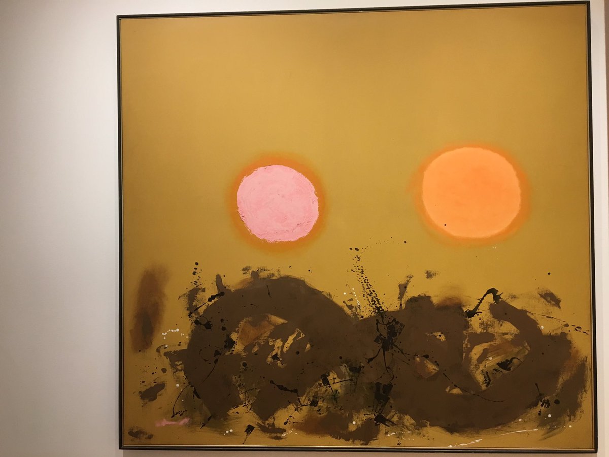 mathchole's tweet image. Two disjoint sets. Mutually exclusive. With a faint infinity at the base. #Fave #MathIsArt @HighMuseumofArt