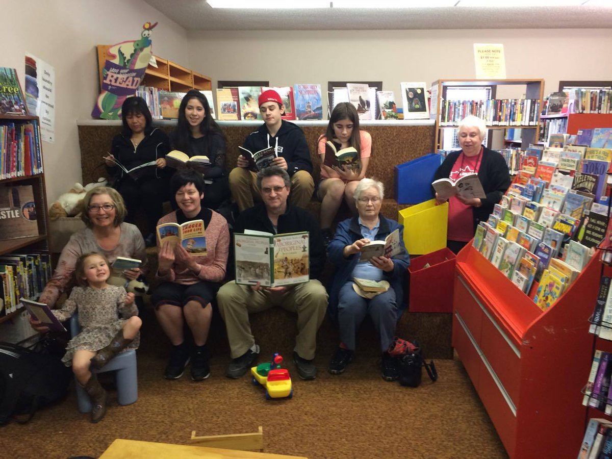 LakelandLR's tweet photo. Radisson patrons participating in Drop Everything and Read #sklibraries #DEARsask #saveSKlibraries #saskatchewanlibraries #SkLibrariesMatter https://t.co/xoauRxJBHi