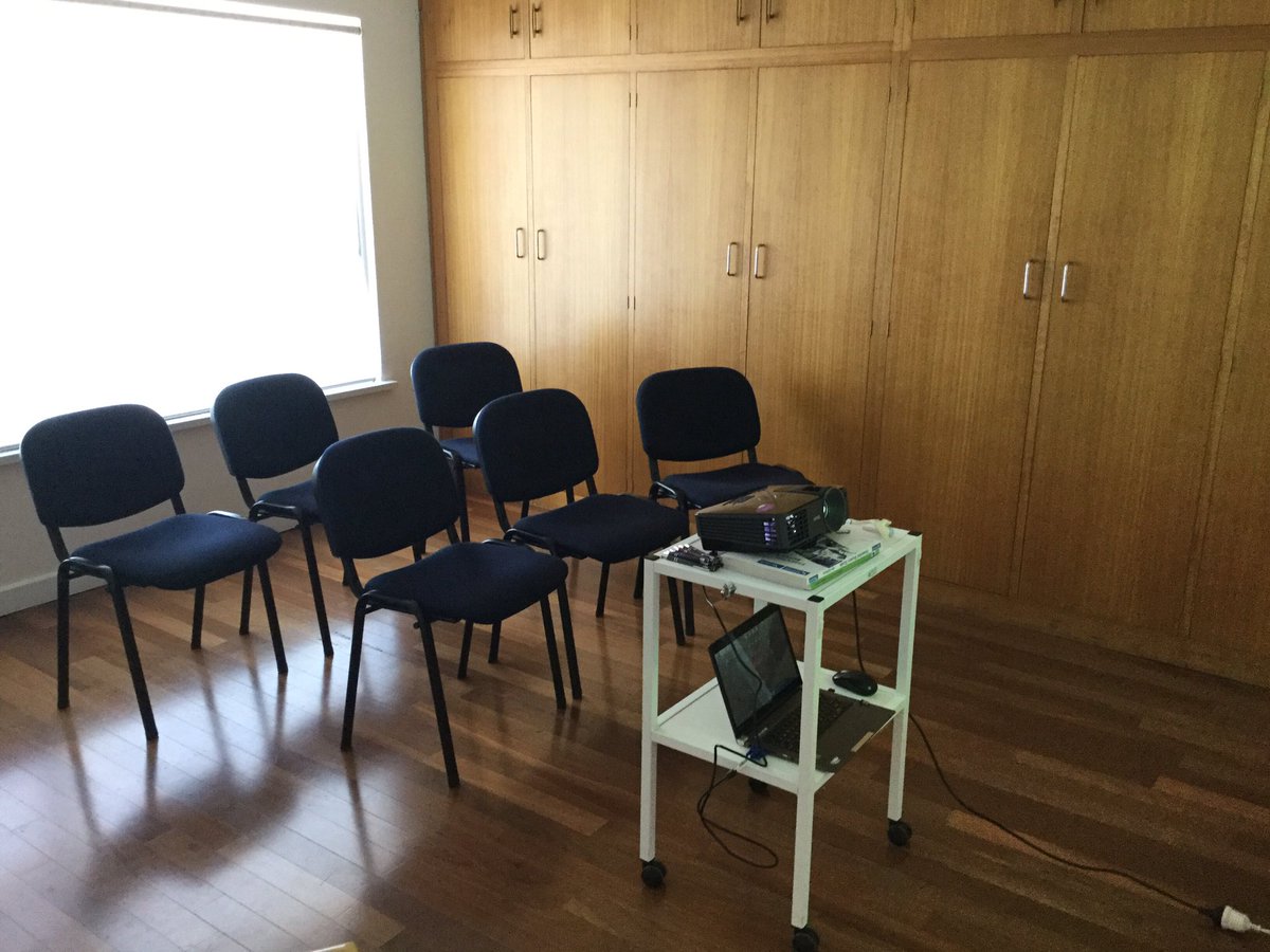 BarossaPhysio's tweet photo. Getting ready for #shoulder Masterclass with Mary Magarey @BarossaPhysio #physio #barossa #lifetimelearning #fivefoodgroups? https://t.co/PJc6dOlS5t