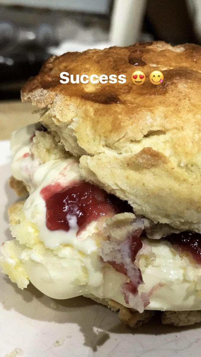 itsessbee6's tweet photo. Moana and homemade fresh scones #doingfridayright https://t.co/qUpNBaDkbW