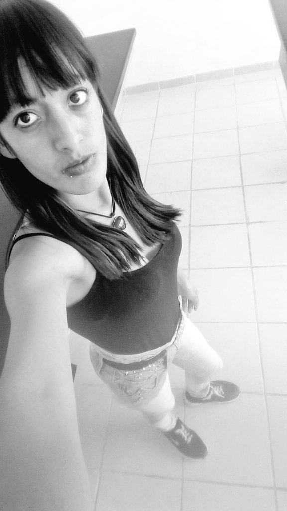 saritareyes96's tweet photo. 0 sentimientos' 😎😎😎 https://t.co/jqgnQHEXEs