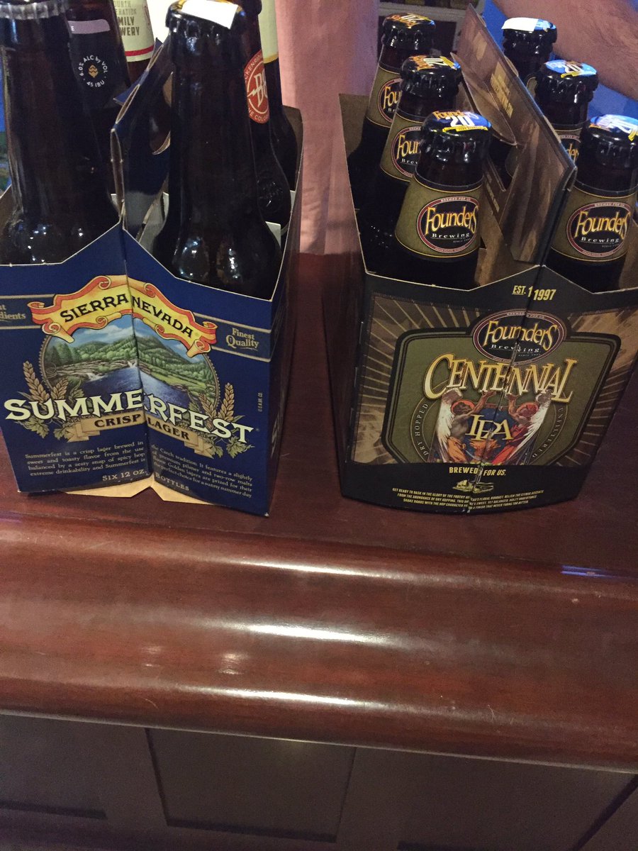 DrewVanderwijst's tweet photo. National Beer Day #KindrdedSpiritsWV https://t.co/bxsJznsGC3