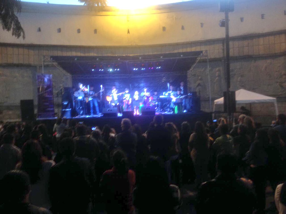 estoestodo_'s tweet photo. #OpusArt se toma la Plaza de la Merced en compañía de sus alumnos festejando los #460FundaciónCuenca con el apoyo de #AlcaldíaDeCuenca https://t.co/gwKlRZOGL2