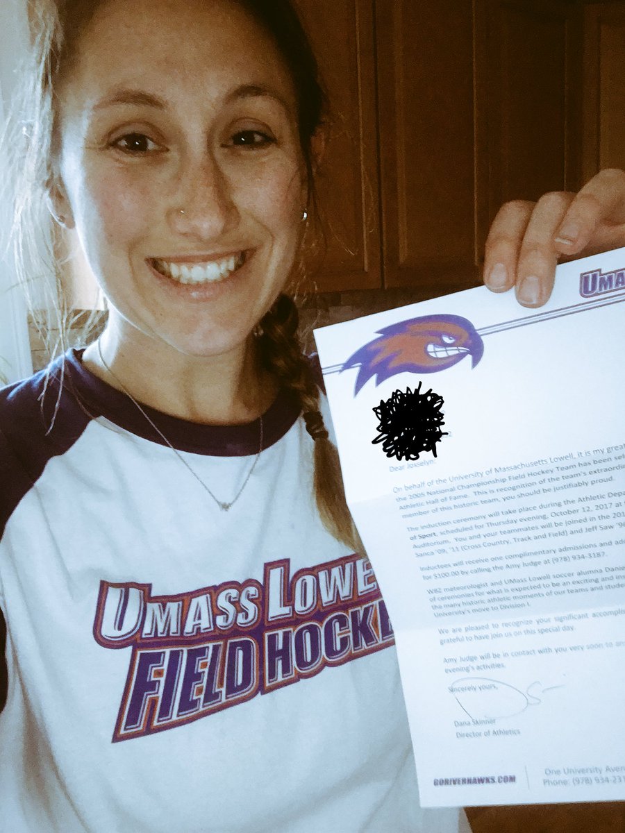 CCRaider_FH's tweet photo. Coachy's on cloud 9! #umlfh #halloffame #2005NationalChamps #firstwomensteam #history #honored #goosebumps #ilovethissport #what2wear ππβ€οΈ https://t.co/ufJR5uFl4L
